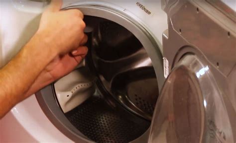 comment changer le joint de hublot d'un lave linge maytag|manchette de lave linge.